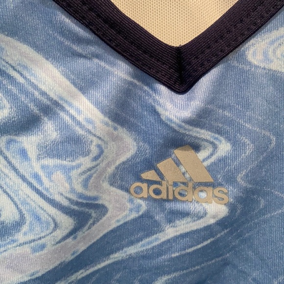 Adidas Tank - Picture 2 of 6